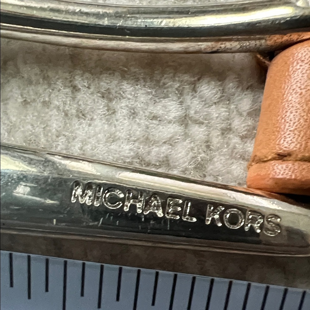 MICHAEL Michael Kors Leather Studded Belt with Silver Buckle, XL, NWT - Picture 4 of 6